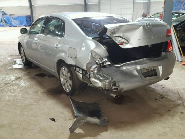 4T1BK36B96U106795 - 2006 TOYOTA AVALON XL SILVER photo 3