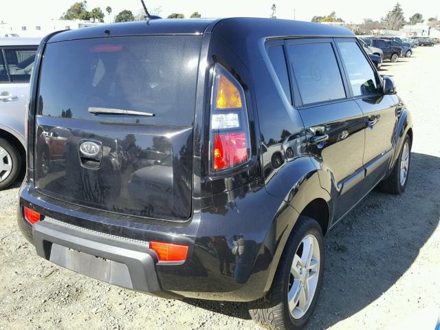 KNDJT2A20B7295036 - 2011 KIA SOUL BLACK photo 4