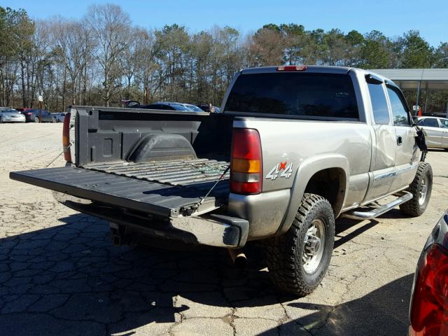 1GTHK29UX3E120121 - 2003 GMC SIERRA K25 GOLD photo 4