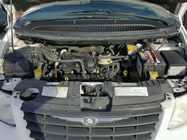 1A4GP45R16B747168 - 2006 CHRYSLER TOWN & COU WHITE photo 7