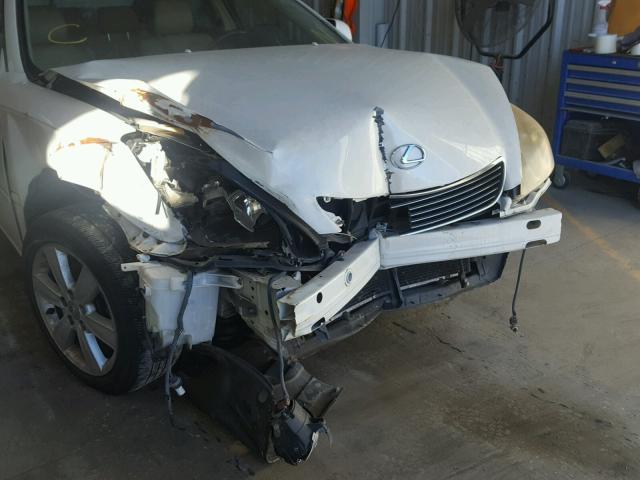 JTHBA30GX65151121 - 2006 LEXUS ES 330 WHITE photo 9