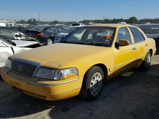 2MEFM74W75X641112 - 2005 MERCURY GRAND MARQ YELLOW photo 2