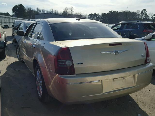 2C3CK5CV1AH156867 - 2010 CHRYSLER 300 TOURIN GOLD photo 3