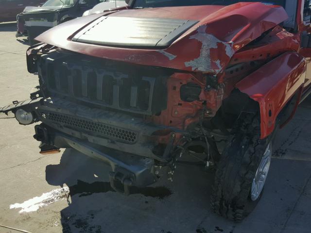 5GTDN136268315202 - 2006 HUMMER H3 RED photo 9