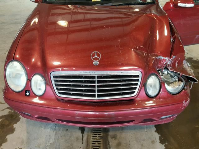 WDBLK65G51T056496 - 2001 MERCEDES-BENZ CLK 320 MAROON photo 7