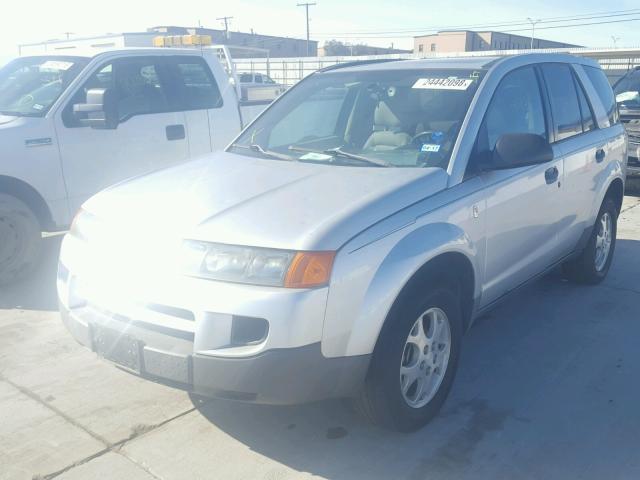 5GZCZ23D74S840654 - 2004 SATURN VUE SILVER photo 2