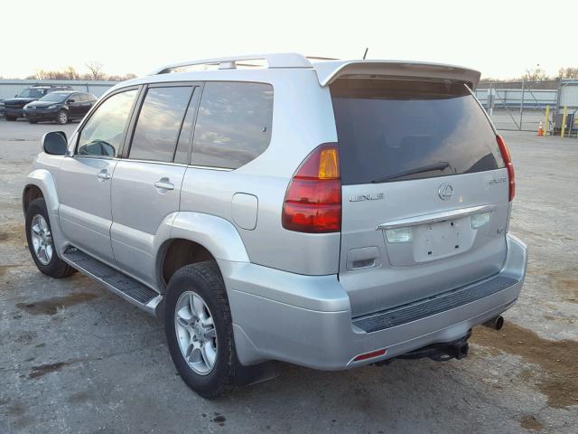 JTJBT20X670135628 - 2007 LEXUS GX 470 SILVER photo 3