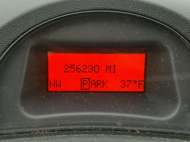 2G2WP552481123172 - 2008 PONTIAC GRAND PRIX GRAY photo 8