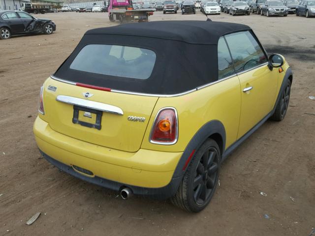 WMWMR33569TJ93828 - 2009 MINI COOPER YELLOW photo 4