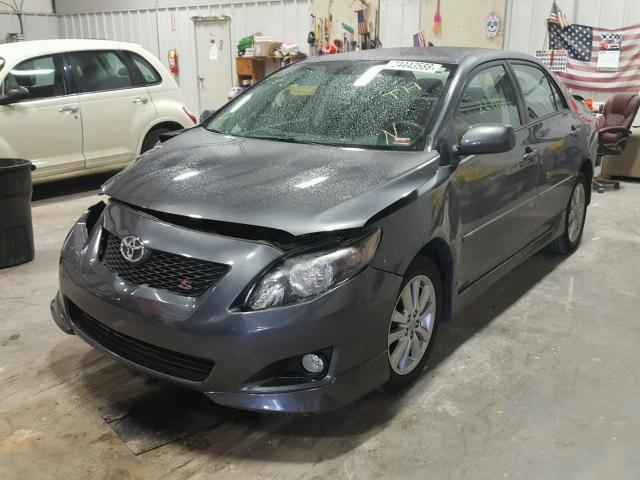 2T1BU4EEXAC518861 - 2010 TOYOTA COROLLA BA GRAY photo 2