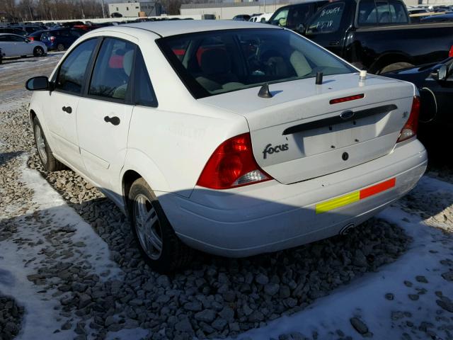 1FAFP34P61W266786 - 2001 FORD FOCUS SE WHITE photo 3