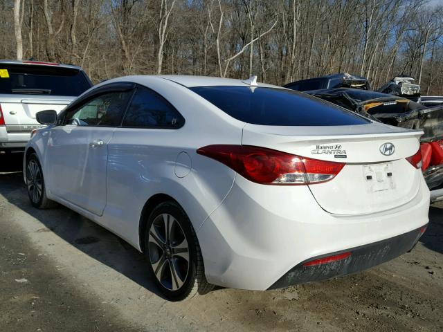 KMHDH6AE8DU004573 - 2013 HYUNDAI ELANTRA CO WHITE photo 3