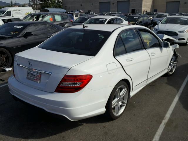 WDDGF4HB7DA771801 - 2013 MERCEDES-BENZ C 250 WHITE photo 4