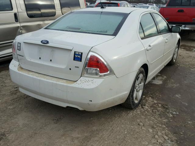 3FAHP07Z08R102189 - 2008 FORD FUSION SE WHITE photo 4