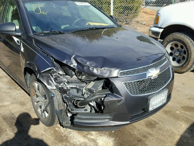 1G1PA5SH0E7388320 - 2014 CHEVROLET CRUZE LS CHARCOAL photo 9