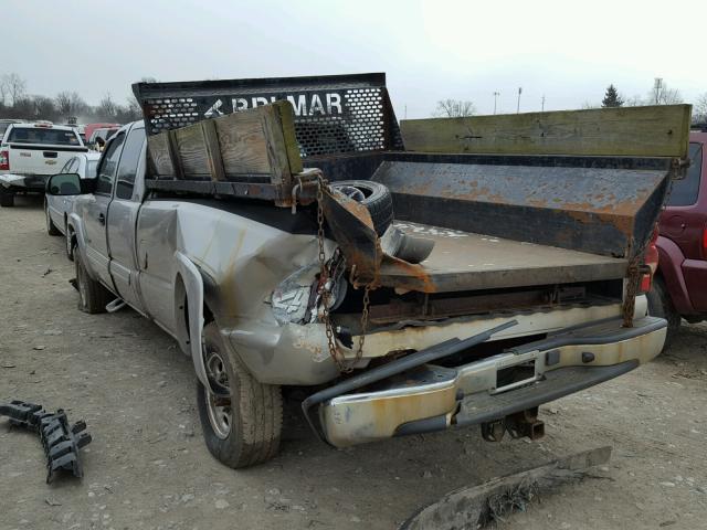 1GCHK29UX4E126664 - 2004 CHEVROLET SILVERADO TAN photo 3