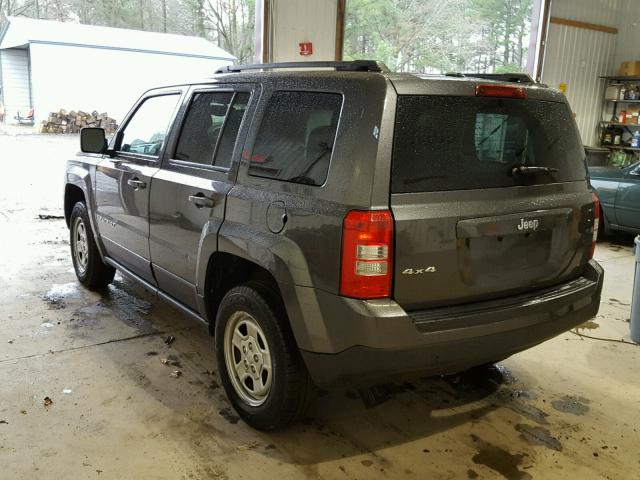 1C4NJRBB5HD138319 - 2017 JEEP PATRIOT SP GRAY photo 3