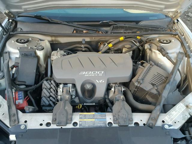 2G4WC532051224517 - 2005 BUICK LACROSSE C SILVER photo 7