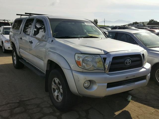 5TEJU62N66Z210518 - 2006 TOYOTA TACOMA DOU SILVER photo 1