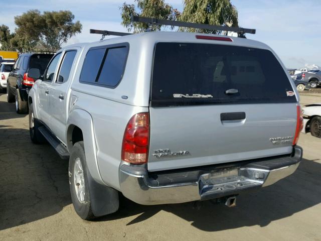 5TEJU62N66Z210518 - 2006 TOYOTA TACOMA DOU SILVER photo 3