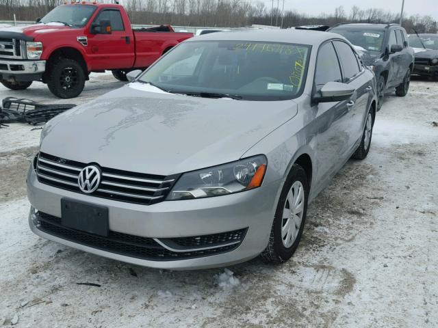 1VWAP7A32CC018288 - 2012 VOLKSWAGEN PASSAT S GRAY photo 2