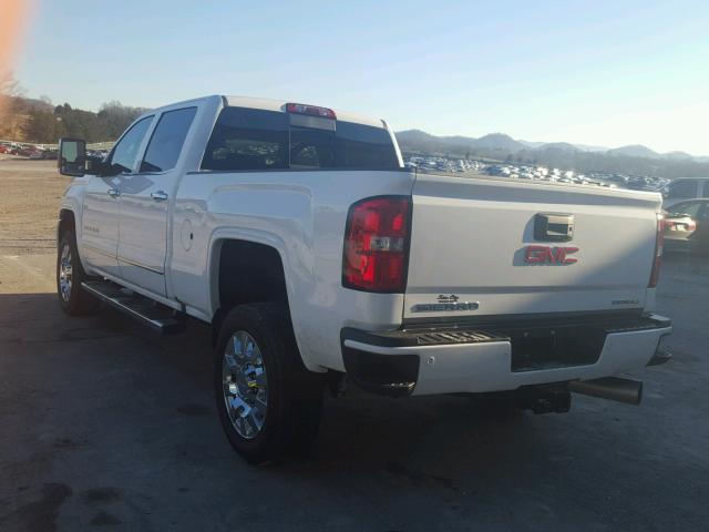 1GT12UEY2HF169806 - 2017 GMC SIERRA K25 WHITE photo 3