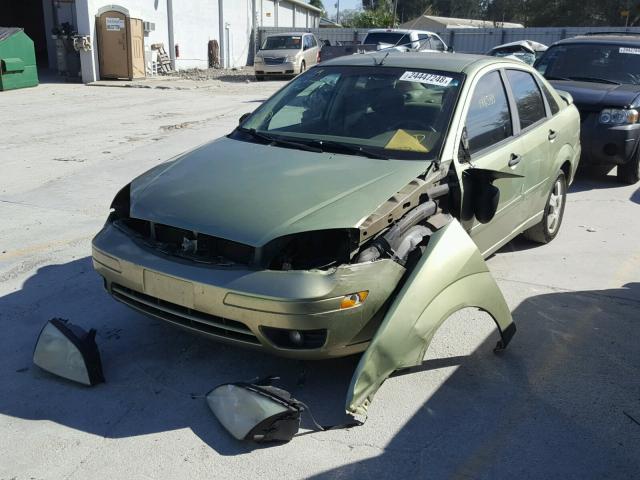 1FAFP34N97W194862 - 2007 FORD FOCUS ZX4 GREEN photo 2