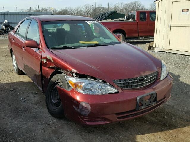 4T1BE32K42U051146 - 2002 TOYOTA CAMRY LE RED photo 1