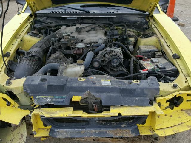 1FAFP40412F192101 - 2002 FORD MUSTANG YELLOW photo 7