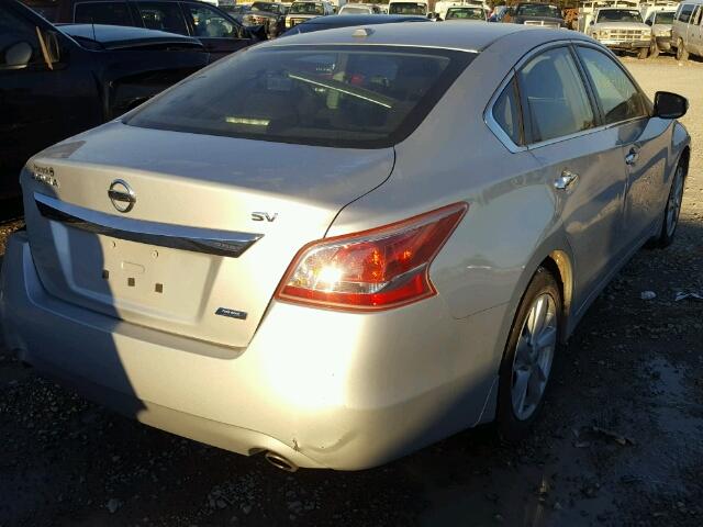 1N4AL3AP7DN575350 - 2013 NISSAN ALTIMA 2.5 SILVER photo 4