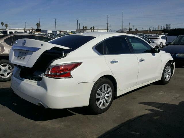 1N4AL3AP8FN374317 - 2015 NISSAN ALTIMA 2.5 WHITE photo 4