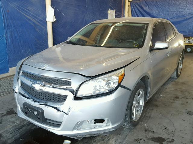 1G11C5SA4DF268818 - 2013 CHEVROLET MALIBU 1LT 银色 照片 2