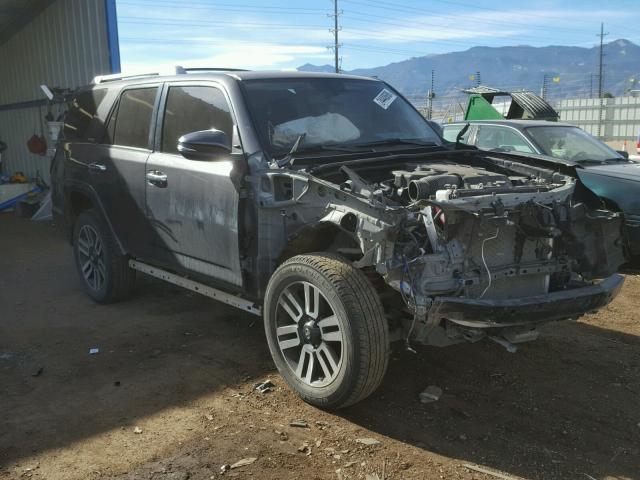 JTEBU5JR6G5306328 - 2016 TOYOTA 4RUNNER SR GRAY photo 1