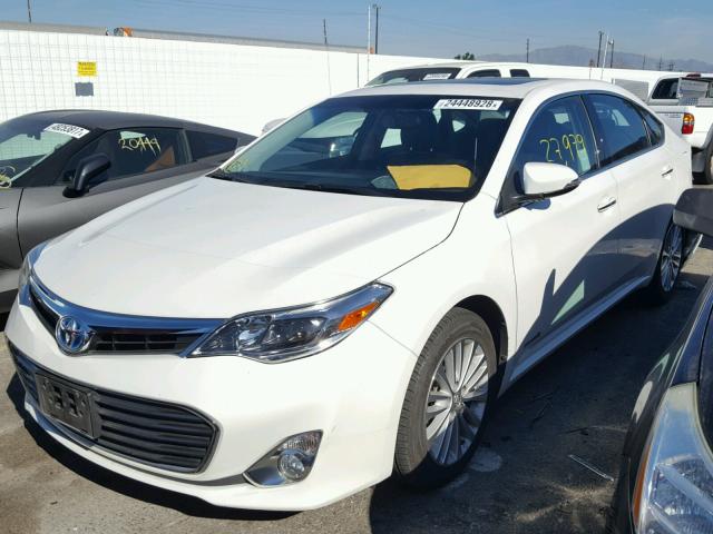 4T1BD1EB3FU047341 - 2015 TOYOTA AVALON HYB WHITE photo 2