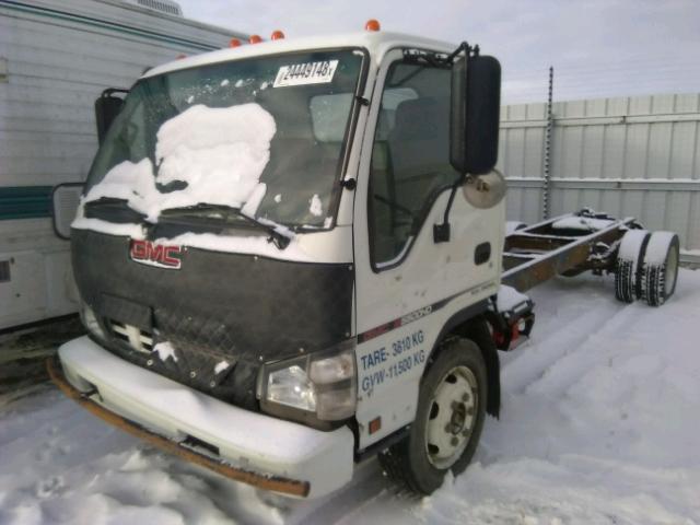 J8DE5B16267300191 - 2006 GMC 5500 W5504 WHITE photo 2