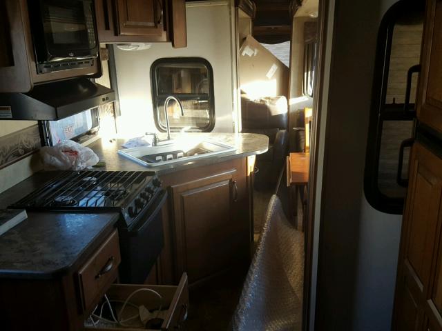 4YDT32S29EV503323 - 2014 COUN CAMPER WHITE photo 8