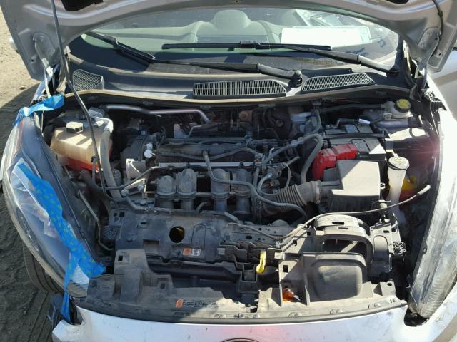 3FADP4AJ8GM183737 - 2016 FORD FIESTA S SILVER photo 7