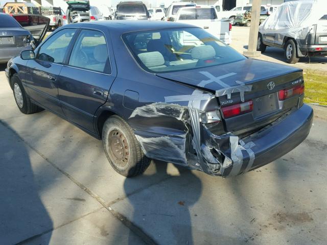 JT2BG22K2W0162082 - 1998 TOYOTA CAMRY CE GRAY photo 3