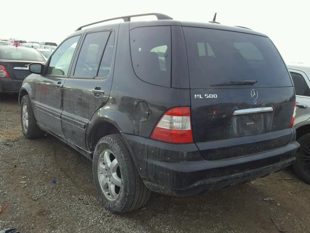 4JGAB75E42A309426 - 2002 MERCEDES-BENZ ML 500 BLACK photo 3