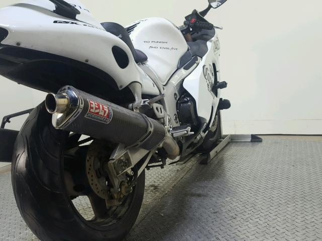 JS1GW71A162114464 - 2006 SUZUKI GSX1300 R WHITE photo 13