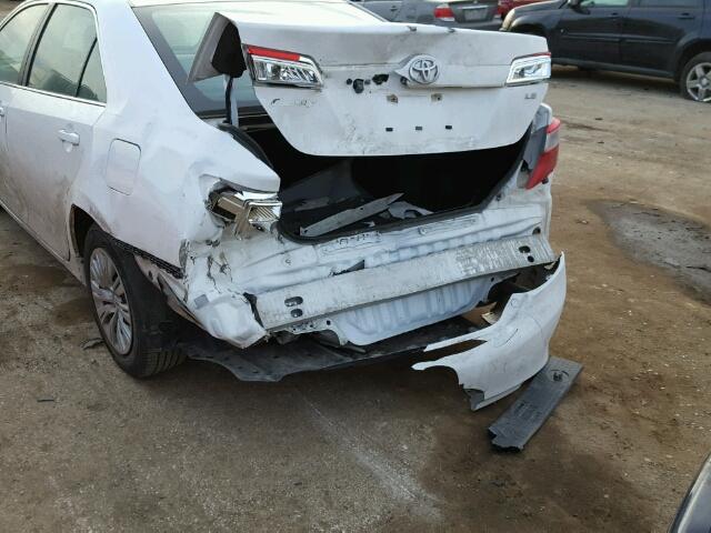 4T1BF1FK4EU406719 - 2014 TOYOTA CAMRY L WHITE photo 9