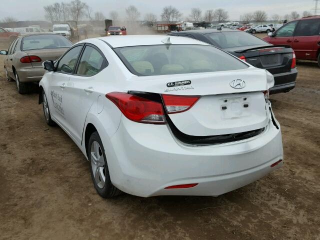 5NPDH4AE9DH349467 - 2013 HYUNDAI ELANTRA GL WHITE photo 3