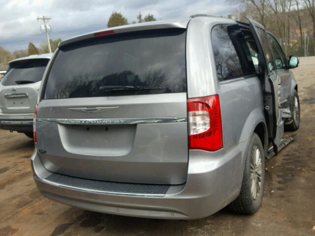 2C4RC1CG4DR797491 - 2013 CHRYSLER TOWN & COU SILVER photo 4