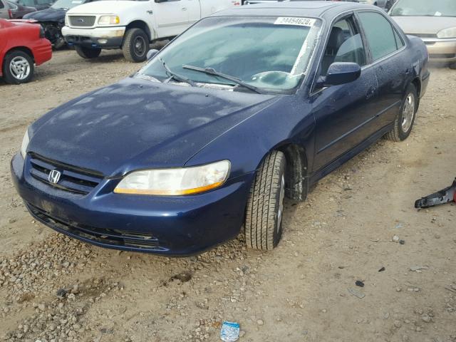 1HGCG56682A045347 - 2002 HONDA ACCORD EX BLUE photo 2