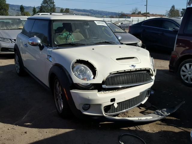 WMWMF73598TV39272 - 2008 MINI COOPER S WHITE photo 1