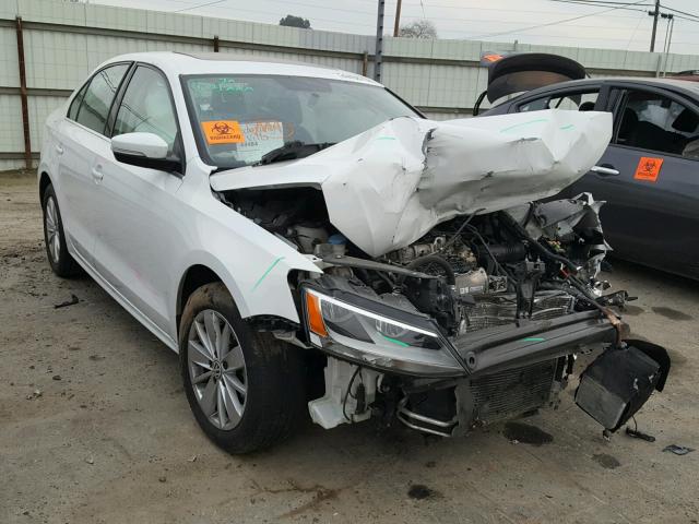 3VWD67AJ4GM324315 - 2016 VOLKSWAGEN JETTA SE WHITE photo 1