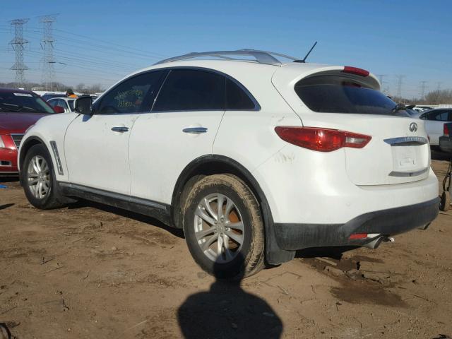 JNRAS18W19M158544 - 2009 INFINITI FX35 WHITE photo 3