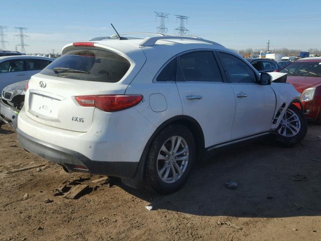 JNRAS18W19M158544 - 2009 INFINITI FX35 WHITE photo 4