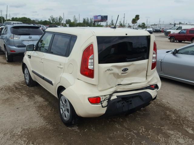 KNDJT2A58C7451853 - 2012 KIA SOUL CREAM photo 3