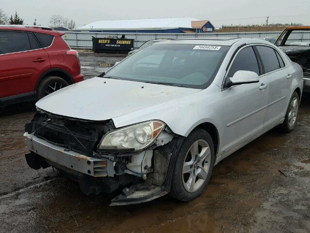 1G1ZH57B494156142 - 2009 CHEVROLET MALIBU 1LT SILVER photo 2